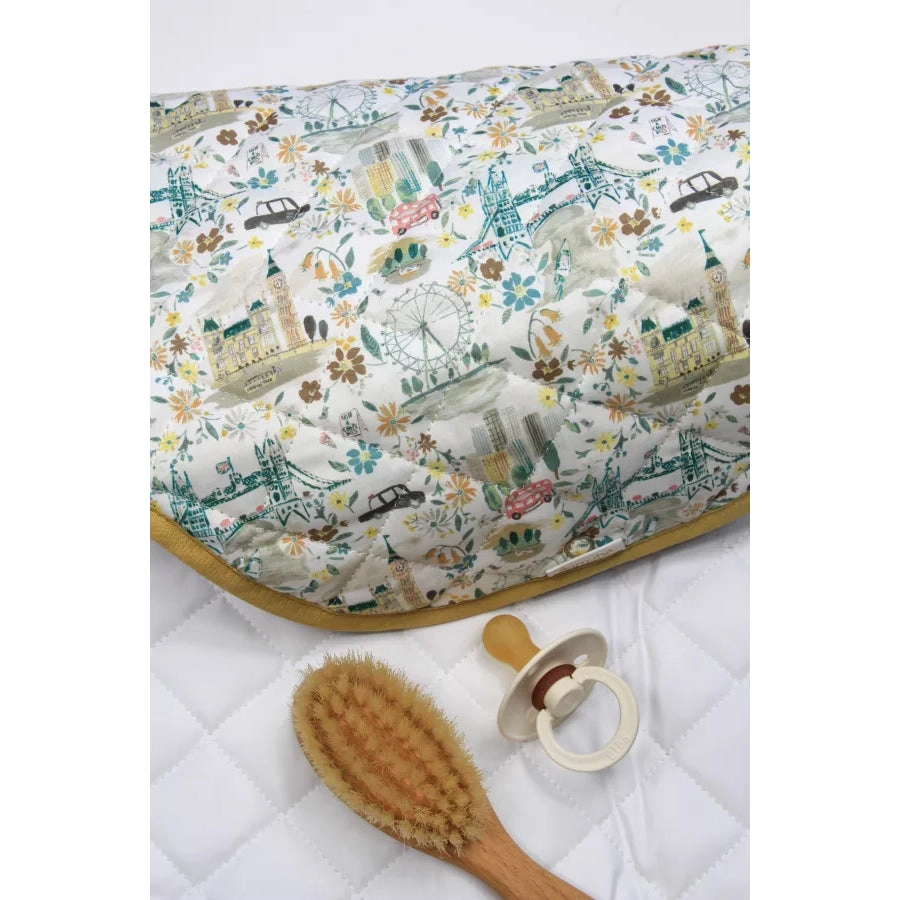 Barnabe aime le café Changing Mat John 67 x 42 cm