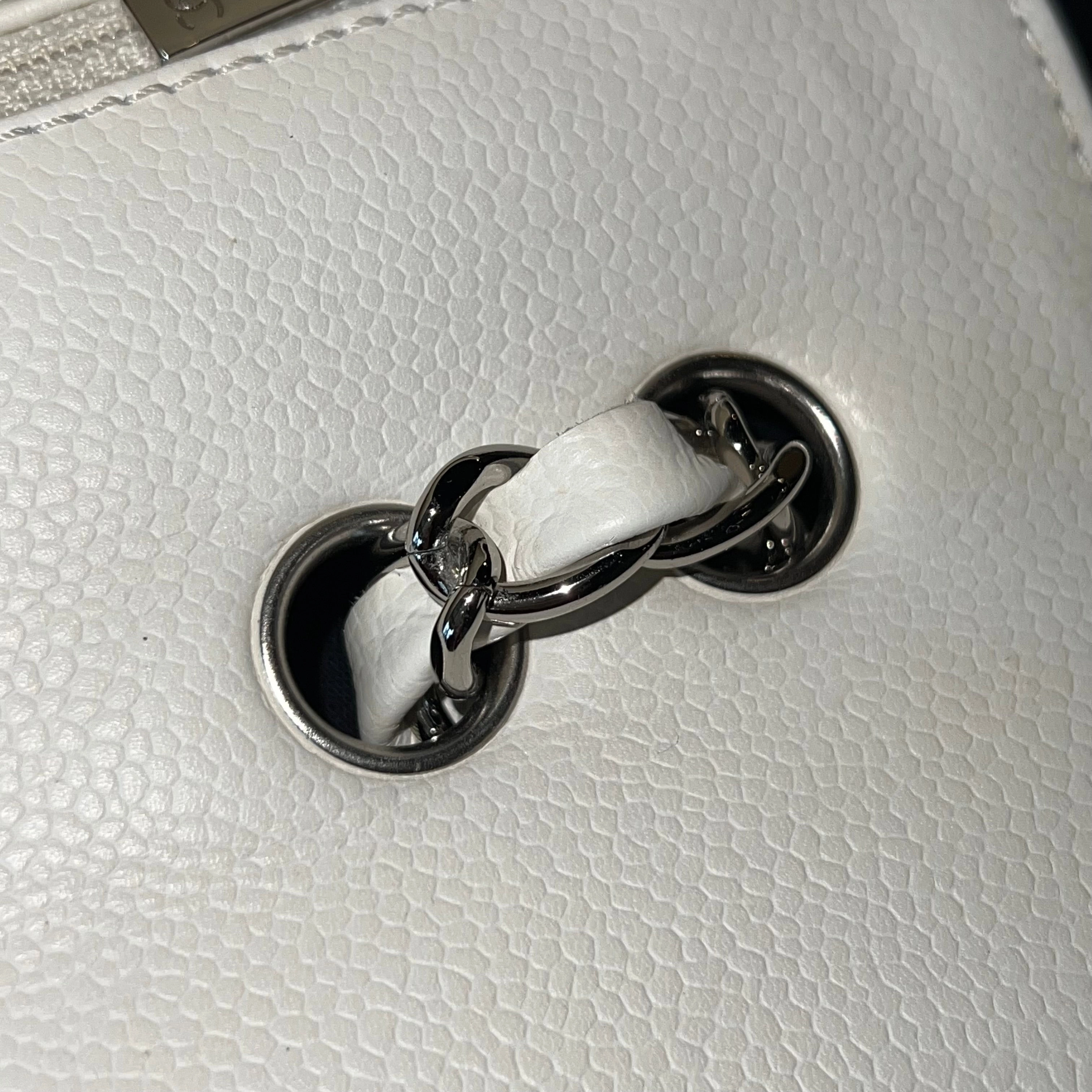 CHANEL Vintage Classic Jumbo White Caviar Single Flap