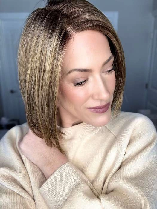 London | Synthetic Lace Front Wig (Mono Part)